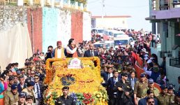 टिहरी में सीएम धामी ने किया रोड शो, 415 करोड़ की 160 योजनाओं का लोकार्पण एवं शिलान्यास किया, कई कार्यक्रमों में हुए शामिल
