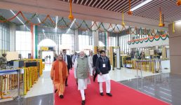 राम मंदिर प्राण प्रतिष्ठा से पहले पीएम मोदी ने अयोध्या में नवनिर्मित हवाई अड्डे का उद्घाटन किया, पुनर्विकसित अयोध्या रेलवे स्टेशन को भी राष्ट्र को किया समर्पित