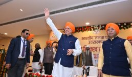 सीएम धामी ने कहा, तराई को आबाद करने में सिख समाज का है बड़ा योगदान, रूद्रपुर में किया जाएगा विभाजन विभीषिका स्थल का निर्माण
