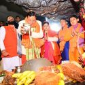 अयोध्या में प्रभु श्री रामलला की प्राण प्रतिष्ठा के अवसर पर मुख्यमंत्री धामी ने टपकेश्वर से वर्चुअल दर्शन कर प्रभु श्रीराम से प्रदेश की सुख-समृद्धि और खुशहाली की प्रार्थना की