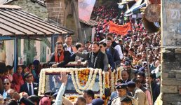 मातृ-शक्ति कार्यक्रम में अल्मोड़ा पहुंचे सीएम धामी, किया विशाल रोड शो, योजनाओं का लोकार्पण, शिलान्यास और की विभिन्न घोषणाएं