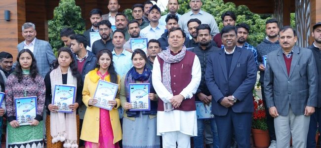 मुख्यमंत्री ने 35 सहायक समाज कल्याण अधिकारियों तथा 3 छात्रावास अधीक्षकों को प्रदान किए नियुक्ति-पत्र, कहा प्रतिभावान एवं क्षमतावान अभ्यर्थी ही परीक्षाओं में हो रहे सफल मुख्यमंत्री ने 35 सहायक समाज कल्याण अधिकारियों तथा 3 छात्रावास अधीक्षकों को प्रदान किए नियुक्ति-पत्र, कहा प्रतिभावान एवं क्षमतावान अभ्यर्थी ही परीक्षाओं में हो रहे सफल