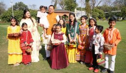 मुख्यमंत्री आवास में धूमधाम से मनाया गया लोकपर्व फूल देई, सीएम ने प्रदेशवासियों को फूलदेई के त्योहार की दी हार्दिक बधाई व शुभकामनायें