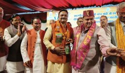 लोकसभा चुनाव : पूर्व राज्य मंत्री एवं वरिष्ठ बसपा नेता सुबोध राकेश अपने हजारों समर्थको के साथ भाजपा में शामिल
