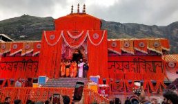 भू-बैकुंठ बदरीनाथ धाम के खुले कपाट, हजारों श्रद्धालु बने पावन अवसर के साक्षी