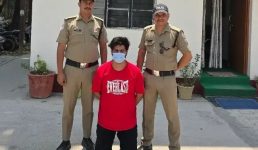 पहाड़ की महिलाओं पर करता था अभद्र टिप्पणी, उत्तराखंड पुलिस ने दिल्ली से किया गिरफ्तार, 25 हजार रुपए का ईनाम रखा गया था