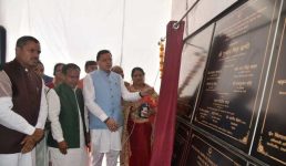 पौड़ी में मुख्यमंत्री द्वारा 133 करोड़ 14 लाख रुपए की 158 योजनाओं का लोकार्पण और शिलान्यास किया, विकास कार्यों की समीक्षा भी की