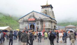 श्रावण मास के प्रथम सोमवार को श्री केदारनाथ धाम में हुई विशेष पूजा-अर्चना, ब्रह्मकमल से भगवान शिव की आराधना की गई