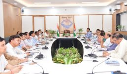 केन्द्र से केदारनाथ आपदा की क्षतिपूर्ति हेतु  विशेष आर्थिक पैकेज की होगी मांग, विभागों को तत्काल आकलन प्रेषित करने के निर्देश