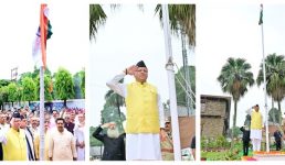 अपने आवास पर मुख्यमंत्री धामी ने किया ध्वजारोहण,  कहा आज भारत समर्थ, समरस एवं शक्तिशाली भारत के रूप में आगे बढ़ रहा है, Independence Day 2024