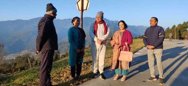 भराड़ीसैंण में मॉर्निंग वॉक करते दिखे सीएम पुष्कर सिंह धामी, स्थानीय लोगों से भी की मुलाकात, कहा सरकार क्षेत्र में सड़क और हवाई कनेक्टिविटी को सुधारने का प्रयास कर रही है भराड़ीसैंण में मॉर्निंग वॉक करते दिखे सीएम पुष्कर सिंह धामी, स्थानीय लोगों से भी की मुलाकात, कहा सरकार क्षेत्र में सड़क और हवाई कनेक्टिविटी को सुधारने का प्रयास कर रही है