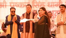 काशीपुर में मुख्यमंत्री धामी ने किया 110.56 करोड़ की लागत से 19 विकास कार्यों का शुभारंभ एवं लोकार्पण, रोड शो में भी प्रतिभाग, लोगों ने फूल वर्षा व पुष्प मालाओं से किया स्वागत