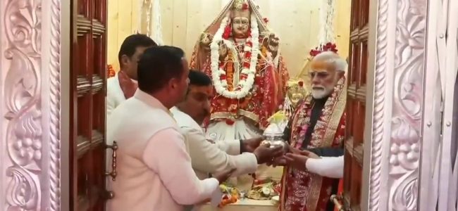 Uttarkashi शीतकालीन गद्दी स्थल पर पूजा अर्चना कर पीएम ने निहारा भव्य हिमालय Uttarkashi शीतकालीन गद्दी स्थल पर पूजा अर्चना कर पीएम ने निहारा भव्य हिमालय