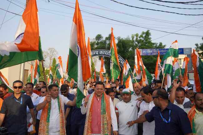 Champawat सीएम धामी ने 11365.11 लाख की 18 योजनाओं का किया लोकार्पण तथा शिलान्यास, ऑपरेशन सिन्दूर के बाद तिरंगा शौर्य यात्रा में भी भाग लिया