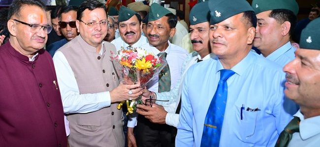 ऑपरेशन सिंदूर की सफलता पर मुख्यमंत्री ने ‘एक संवाद, वीर सैनिकों के साथ’ कार्यक्रम में किया प्रतिभाग, कहा हमारे सैनिकों का शौर्य और त्याग अद्वितीय व भावी पीढ़ी के लिए प्रेरणा दायक ऑपरेशन सिंदूर की सफलता पर मुख्यमंत्री ने ‘एक संवाद, वीर सैनिकों के साथ’ कार्यक्रम में किया प्रतिभाग, कहा हमारे सैनिकों का शौर्य और त्याग अद्वितीय व भावी पीढ़ी के लिए प्रेरणा दायक