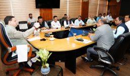 Uttarakhand आपदा में नुकसान का जायजा लेने आई भारत सरकार की अन्तर-मंत्रालयी टीम ने मुख्यमंत्री से भेंट की, प्रभावित क्षेत्रों में संचालित राहत कार्यों को सराहनीय बताया