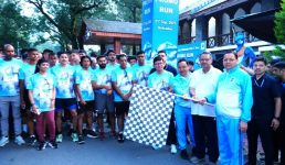 Uttarakhand राज्य स्थापना के 25 वर्ष पूर्ण होने के उपलक्ष्य में 2 नवंबर 2025 को गूंजी गांव से आदि कैलाश मैराथन का आयोजन किया जाएगा, सीएम ने प्रोमो रन का फ्लैग ऑफ किया