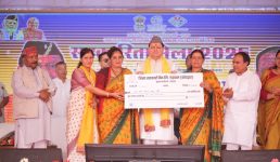 सहकारिता से समृद्धि की राह पर अग्रसर उत्तराखंड, सहकारिता आंदोलन बनेगा ग्रामीण विकास और महिला सशक्तिकरण का प्रेरक सूत्र सहकारिता से समृद्धि की राह पर अग्रसर उत्तराखंड, सहकारिता आंदोलन बनेगा ग्रामीण विकास और महिला सशक्तिकरण का प्रेरक सूत्र