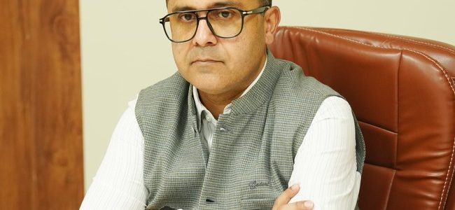 देहरादून में यातायात नियंत्रण के लिए एक कंपनी PAC की तैनाती की जाएगी, उत्तराखण्ड में त्यौहारों के दौरान सुचारू यातायात व्यवस्था के लिए सचिव गृह ने ली बैठक देहरादून में यातायात नियंत्रण के लिए एक कंपनी PAC की तैनाती की जाएगी, उत्तराखण्ड में त्यौहारों के दौरान सुचारू यातायात व्यवस्था के लिए सचिव गृह ने ली बैठक