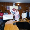 Uttarakhand: तीन उपनल कार्मिकों की दुर्घटना में मुत्यु होने के उपरान्त उनके आश्रितों को मुख्यमंत्री धामी ने 50-50 लाख की सहायता राशि के चेक प्रदान किये