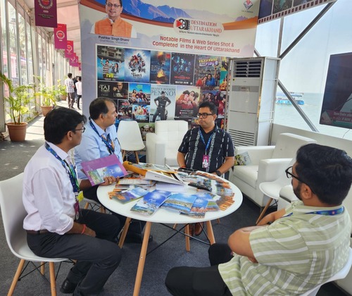 गोवा में वेव्स फिल्म बाज़ार 2025 में उत्तराखंड पवेलियन रहा आकर्षण का केंद्र, देश-विदेश के फिल्म निर्माता और निर्देशकों ने उत्तराखंड में शूटिंग के लिए दिखाई रुचि