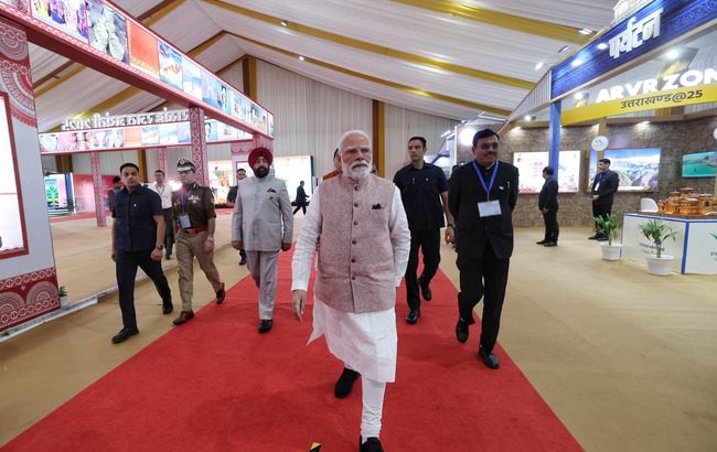 प्रधानमंत्री मोदी की उपस्थिति में नैनी सैनी हवाई अड्डे, पिथौरागढ़ के अधिग्रहण हेतु एमओयू पर हस्ताक्षर, साबित होगा मील का पत्थर