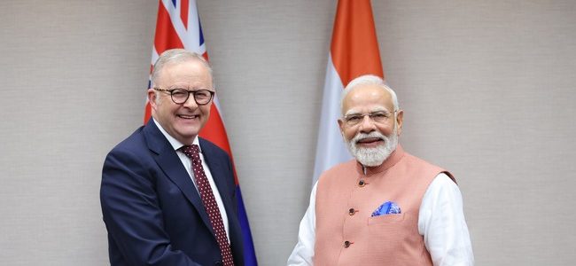 दक्षिण अफ्रीका के जोहान्सबर्ग में पीएम मोदी और ऑस्ट्रेलिया के पीएम एंथनी अल्बानीज़ की मुलाकात, दोनों नेताओं ने आतंकवाद के खिलाफ वैश्विक लड़ाई को मज़बूत करने की प्रतिबद्धता जताई