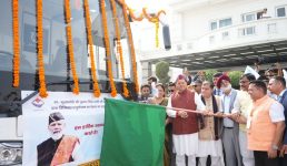 Uttarakhand मुख्यमंत्री ने काशीपुर में राज्य स्तरीय शहरी विकास सम्मेलन का किया शुभारम्भ, 46 करोड़ 24 लाख के विकास कार्यों का किया लोकार्पण-शिलान्यास