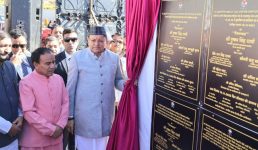 मुख्यमंत्री ने गैरसैंण में 142.25 करोड़ की विकास योजनाओं का लोकार्पण एवं शिलान्यास किया, राज्य आंदोलन के शहीदों को श्रद्धांजलि दी, आंदोलनकारियों को किया सम्मानित