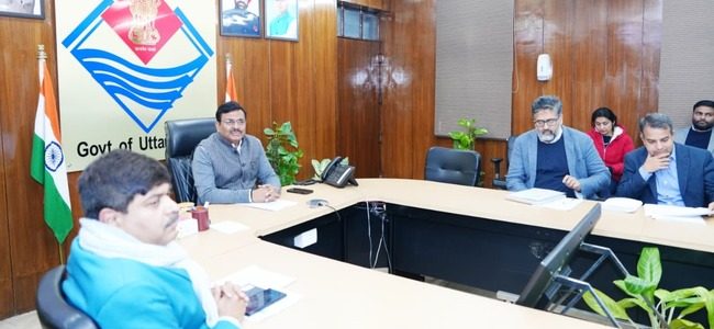 Dehradun News निरंजनपुर मंडी होगी शिफ्ट, मुख्य सचिव ने दिए नयी जगह तलाशने के निर्देश, आढ़त बाजार पुनर्निर्माण कार्य का 20 जनवरी तक जीओ जारी करने को कहा