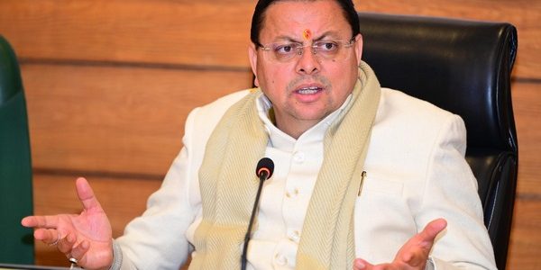 मुख्यमंत्री ने की देहरादून जनपद के विकास कार्यों की समीक्षा, दस्तावेजों के सत्यापन और अतिक्रमण पर सख्ती के दिऐ निर्देश