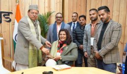 मुख्यमंत्री धामी से डॉ. दीपा मलिक ने की भेंट,  मुख्यमंत्री ने पैरा स्पोर्ट्स यूनिवर्सिटी के प्रस्ताव पर दिए कार्ययोजना बनाने के निर्देश