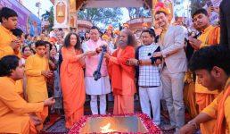 मुख्यमंत्री धामी ने परमार्थ निकेतन में 38वें अंतर्राष्ट्रीय योग महोत्सव में किया प्रतिभाग, योग को बताया विश्व शांति और आत्मिक संतुलन का सार्वभौमिक विज्ञान