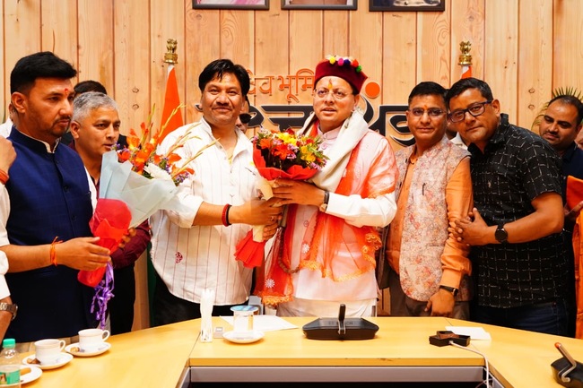 चारधाम में यात्रियों की संख्या सीमित न करने के राज्य सरकार के निर्णय का स्वागत, तीर्थ पुरोहितों, होटल एवं ट्रैवल संगठनों ने मुख्यमंत्री पुष्कर सिंह धामी का जताया आभार