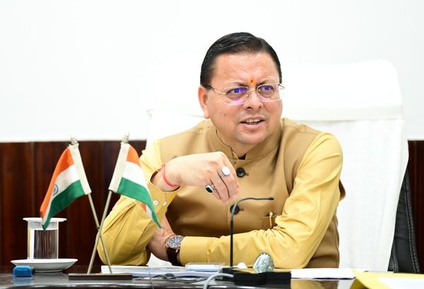 उत्तराखण्ड के प्रत्येक विकासखण्ड में विकसित होंगे आदर्श कृषि एवं उद्यान गांव, किसानों की आय बढ़ाने, जैविक खेती, वैज्ञानिक तकनीक और विपणन व्यवस्था को मजबूत करने के लिए तीन वर्षीय कार्ययोजना बनाने के मुख्यमंत्री ने दिये निर्देश
