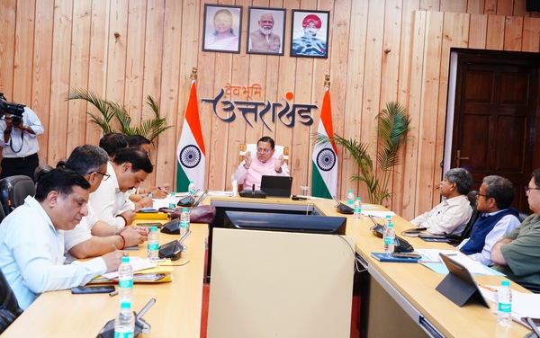 मुख्यमंत्री ने वनाग्नि नियंत्रण, पेयजल, स्वास्थ्य एवं मानसून तैयारियों की समीक्षा की, फॉरेस्ट गार्ड के एक हजार पदों पर होगी नई नियुक्तियां