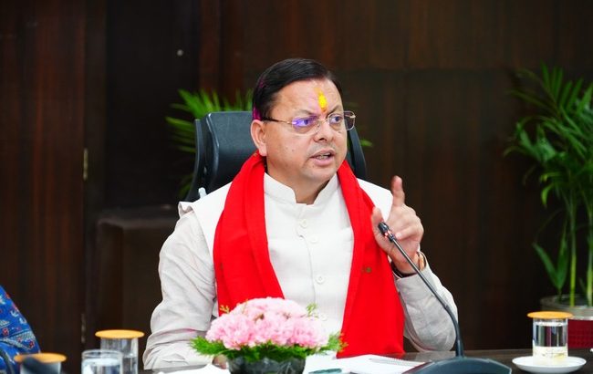 बिना तैयारी बैठक में पहुंचे अधिकारियों पर सीएम धामी सख्त, जताई कड़ी नाराजगी, लगाई फटकार