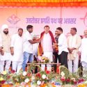 खटीमा में ‘जन-जन की सरकार, आपके द्वार’ कार्यक्रम में मुख्यमंत्री ने गिनाई केंद्र व राज्य सरकार की उपलब्धियां, बंडिया क्षेत्र में भगवान भोलेनाथ एवं महाबली हनुमान जी की प्रतिमाओं का किया अनावरण