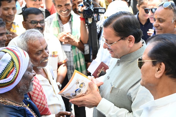 चारधाम यात्रा, मुख्यमंत्री ने ऋषिकेश स्थित ट्रांजिट कैंप का किया औचक निरीक्षण