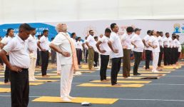 12वें अंतरराष्ट्रीय योग दिवस के अवसर पर पीएम मोदी ने देशव्यापी योग कार्यक्रम का नेतृत्व किया, कहा योग बढ़ती उम्र के साथ भी व्यक्ति को स्वस्थ, सक्रिय और ऊर्जावान बनाए रखने का प्रभावी माध्यम है