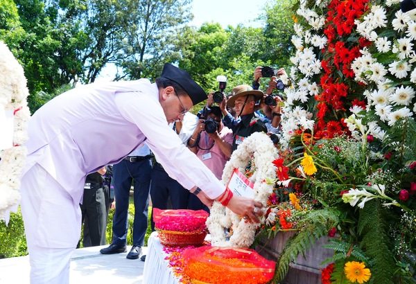 मुख्यमंत्री ने कारगिल विजय दिवस पर शहीद स्मारक पर पुष्पचक्र अर्पित कर कारगिल के अमर शहीदों को भावभीनी श्रद्धांजलि दी