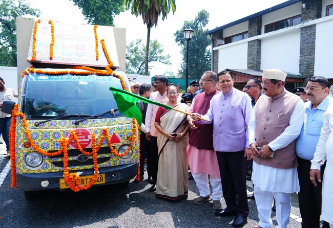 मुख्यमंत्री धामी बोले सरकार महिला, युवा और ग्रामीण उद्यमियों को आत्मनिर्भर बनाने के लिए समर्पित, देहरादून के 13 गांवों में खोला जाएगा स्वयं सहायता समूहों के उत्पाद विपणन के लिए राज्य स्तरीय विपणन केंद्र