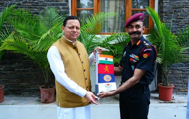 मुख्यमंत्री ने नेहरू पर्वतारोहण संस्थान के सफल पर्वतारोहण अभियानों का किया फ्लैग-इन, माउंट एकांकागुआ के साथ नुन-कुन पर्वत श्रृंखला की तीन चोटियों पर सफल आरोहण करने वाले दलों को दी बधाई