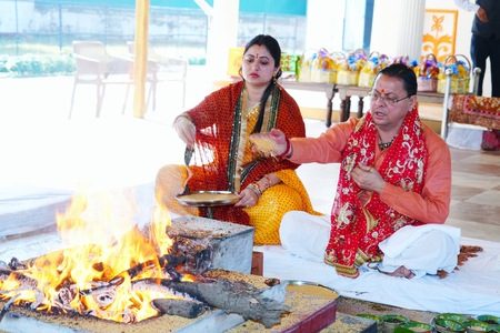 मुख्यमंत्री ने शारदीय नवरात्रि की महानवमी पर किया हवन एवं कन्या पूजन, प्रदेशवासियों की सुख-समृद्धि की कामना की